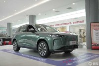 17.88万起，5座豪华座驾，红旗HS6 PHEV上市