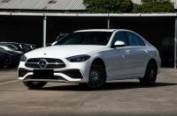 26款奔驰C级上市，用车体验大幅提升，潜在用户能不能买？